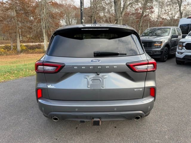 Certified 2023 Ford Escape ST-Line Select w/ Tech Pack #2 AWD/4WD image 3