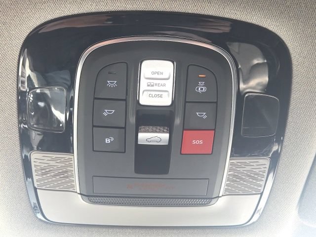 Used 2024 Hyundai Palisade Limited FWD image 32