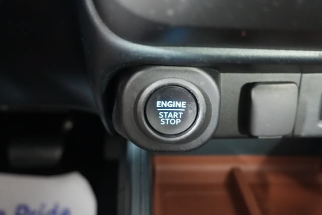 Certified 2022 Ford Maverick Lariat w/ Lariat Luxury Package AWD/4WD image 18