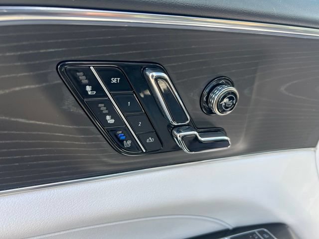 Used 2024 Cadillac Lyriq Sport AWD/4WD image 8