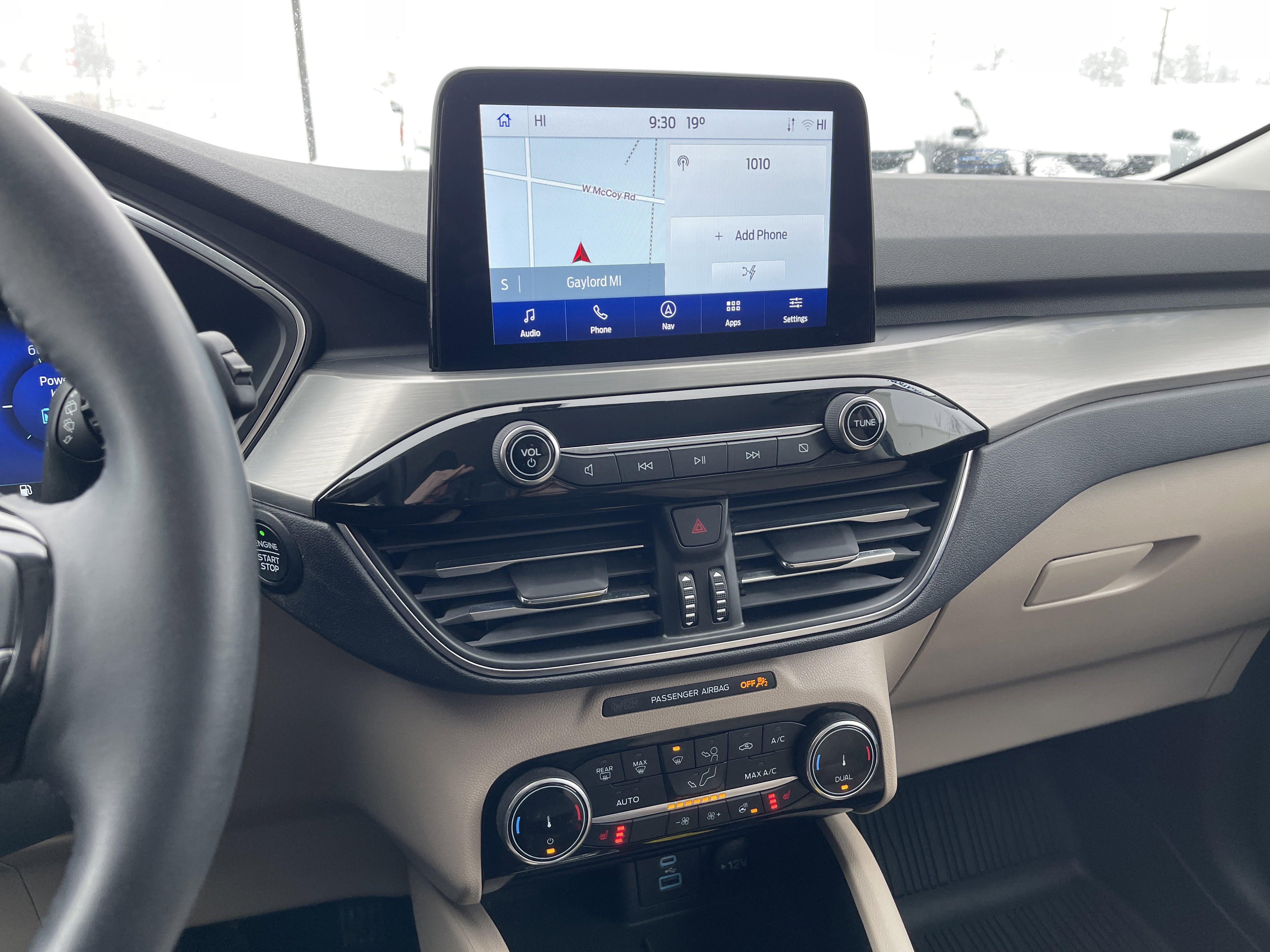 Certified 2022 Ford Escape Titanium image 17