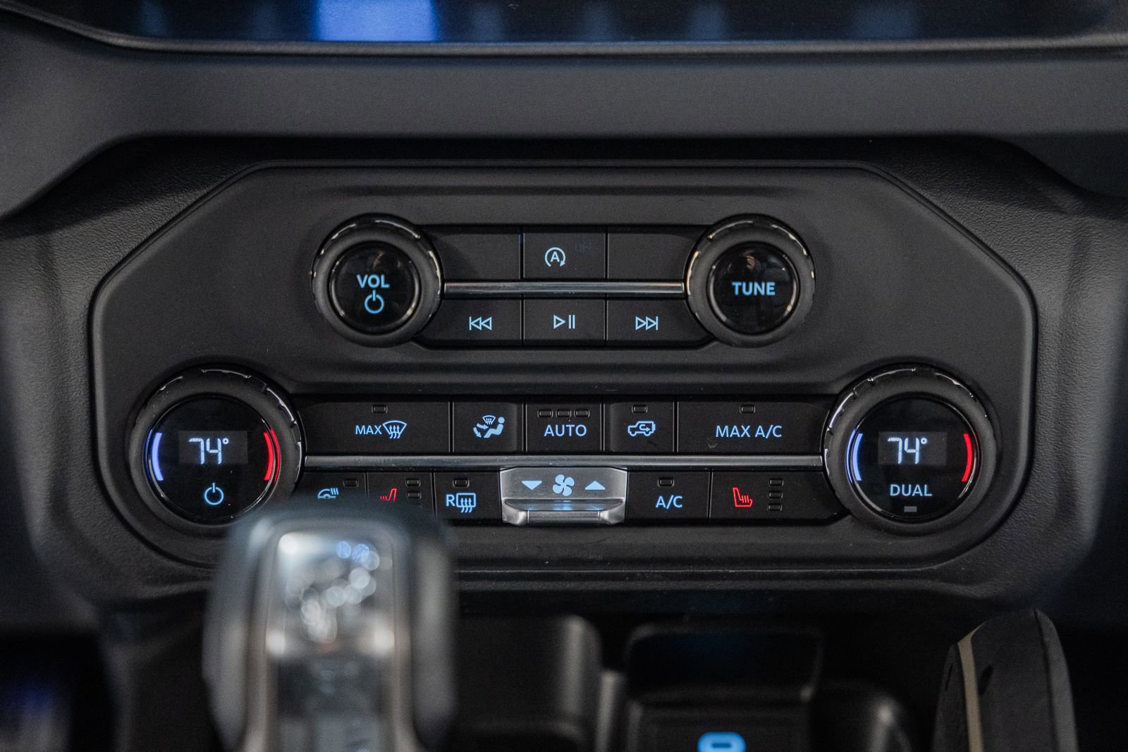 Certified 2025 Ford Bronco Badlands image 31