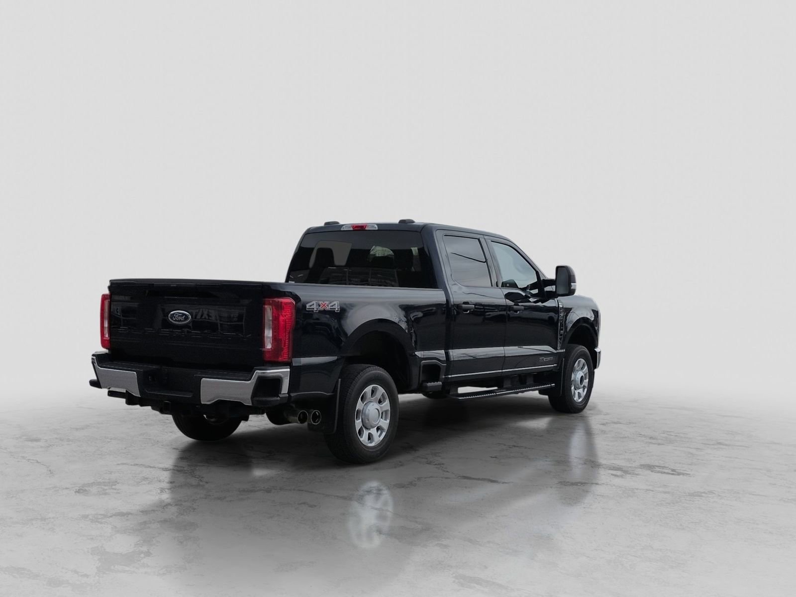 Certified 2023 Ford F250 XLT image 8