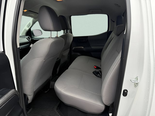 Used 2021 Toyota Tacoma SR5 AWD/4WD image 5