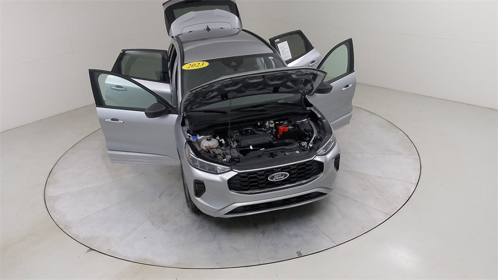 Certified 2023 Ford Escape ST-Line w/ Tech Pack #1 image 43
