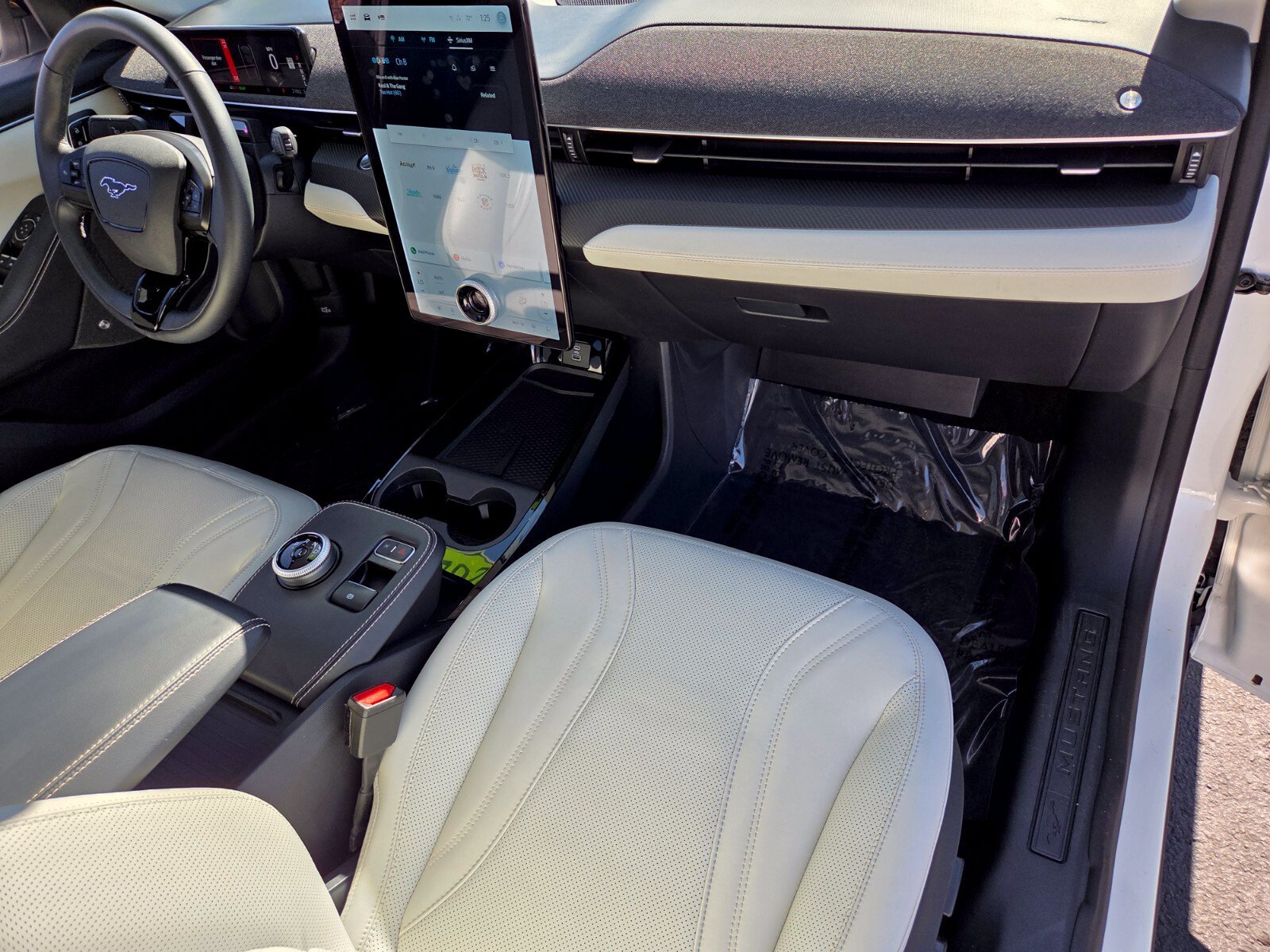Certified 2024 Ford Mustang Mach-E Premium RWD image 16