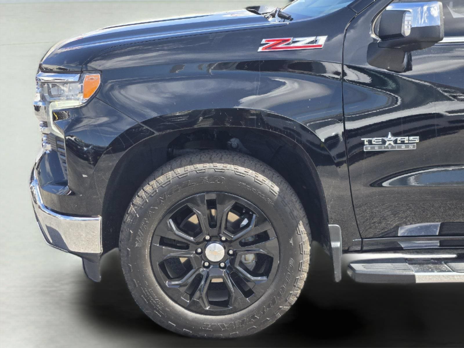 Used 2023 Chevrolet Silverado 1500 LTZ w/ LTZ Premium Texas Edition AWD/4WD image 9