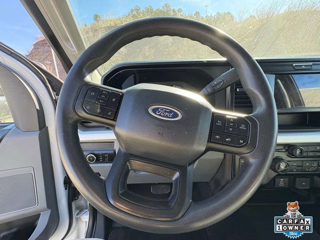 Certified 2025 Ford F350 XLT image 10