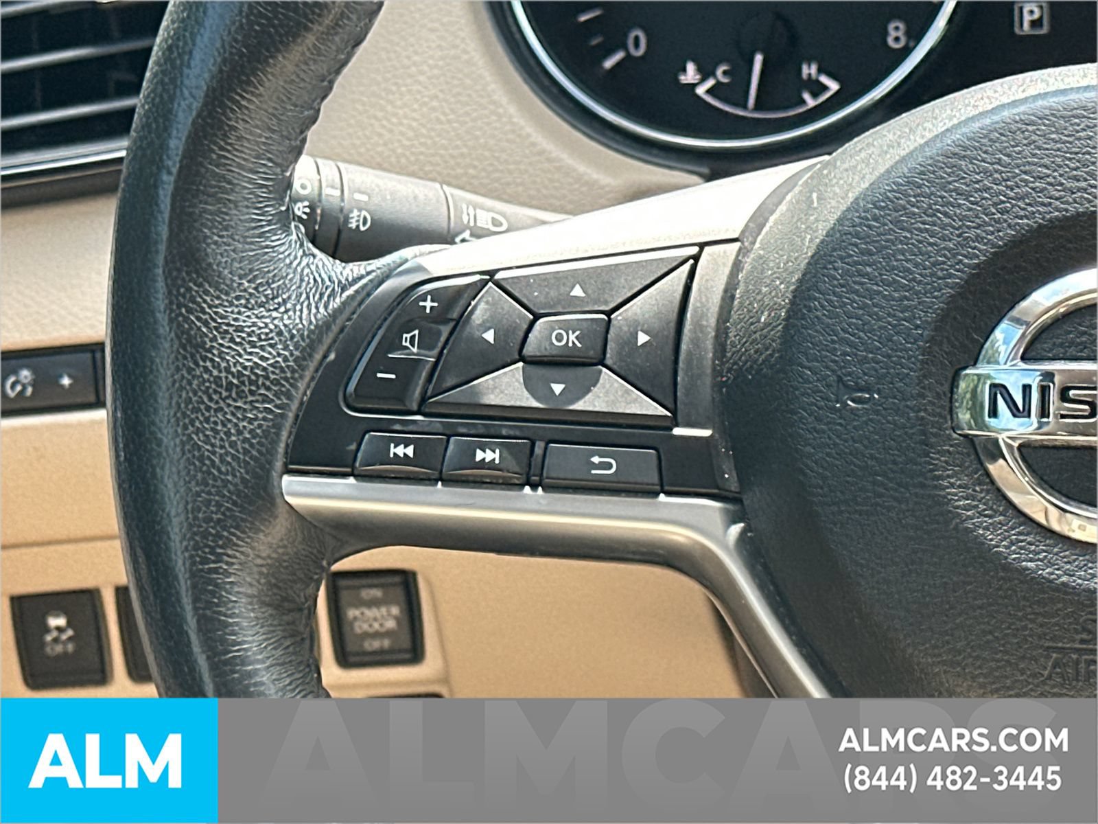Used 2017 Nissan Rogue SL w/ SL Premium Package FWD image 30
