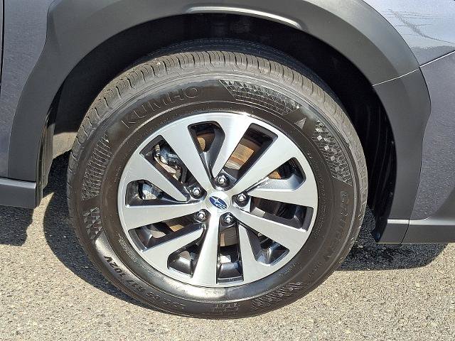 Used 2024 Subaru Outback Premium AWD/4WD image 8