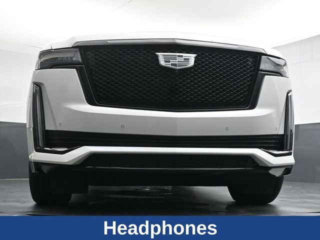 Used 2023 Cadillac Escalade Sport Platinum w/ LPO, ONYX Package AWD/4WD image 28