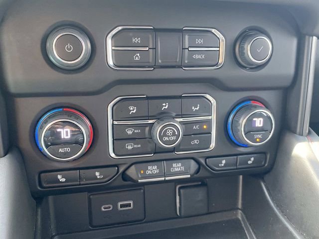 Used 2023 Chevrolet Suburban RST AWD/4WD image 29