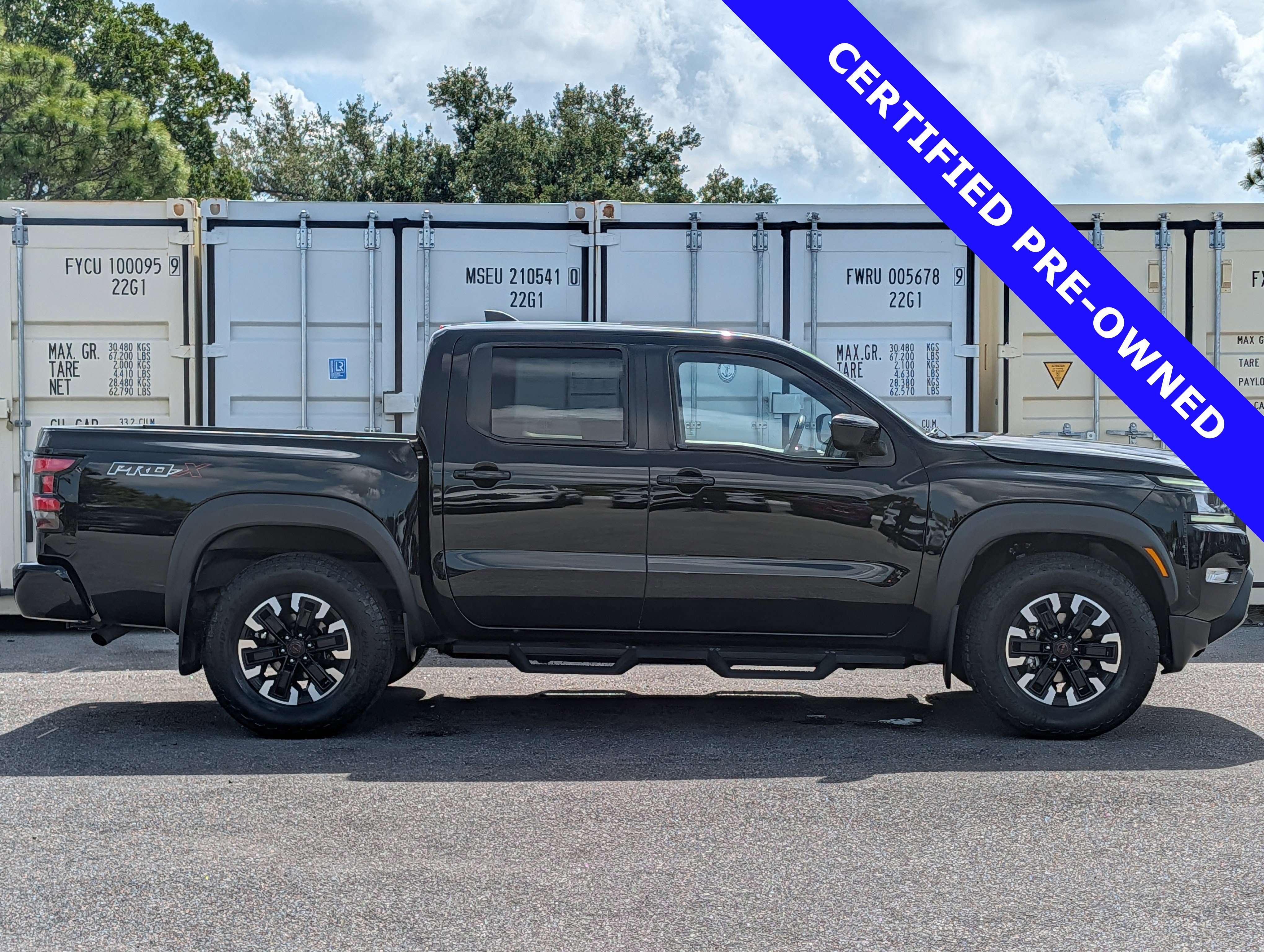 Used 2023 Nissan Frontier Pro-X w/ Tow Package RWD image 3