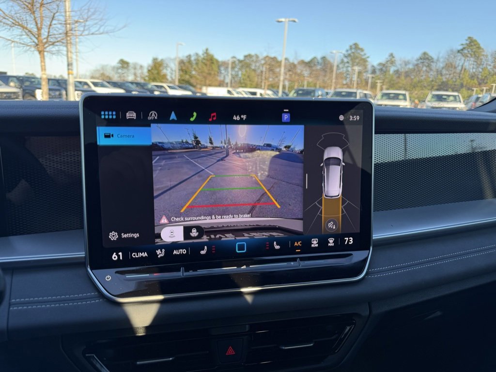 Used 2025 Volkswagen Tiguan SE R-Line image 17