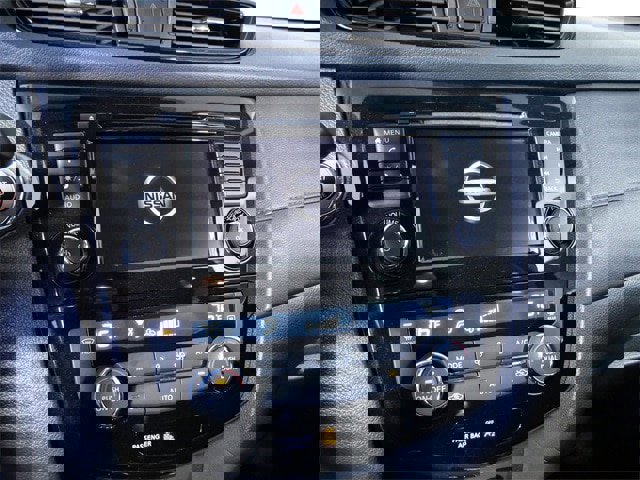 Used 2019 Nissan Rogue SV image 18