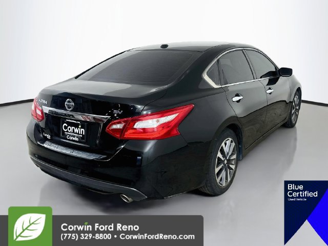 Used 2017 Nissan Altima 2.5 SV FWD image 9