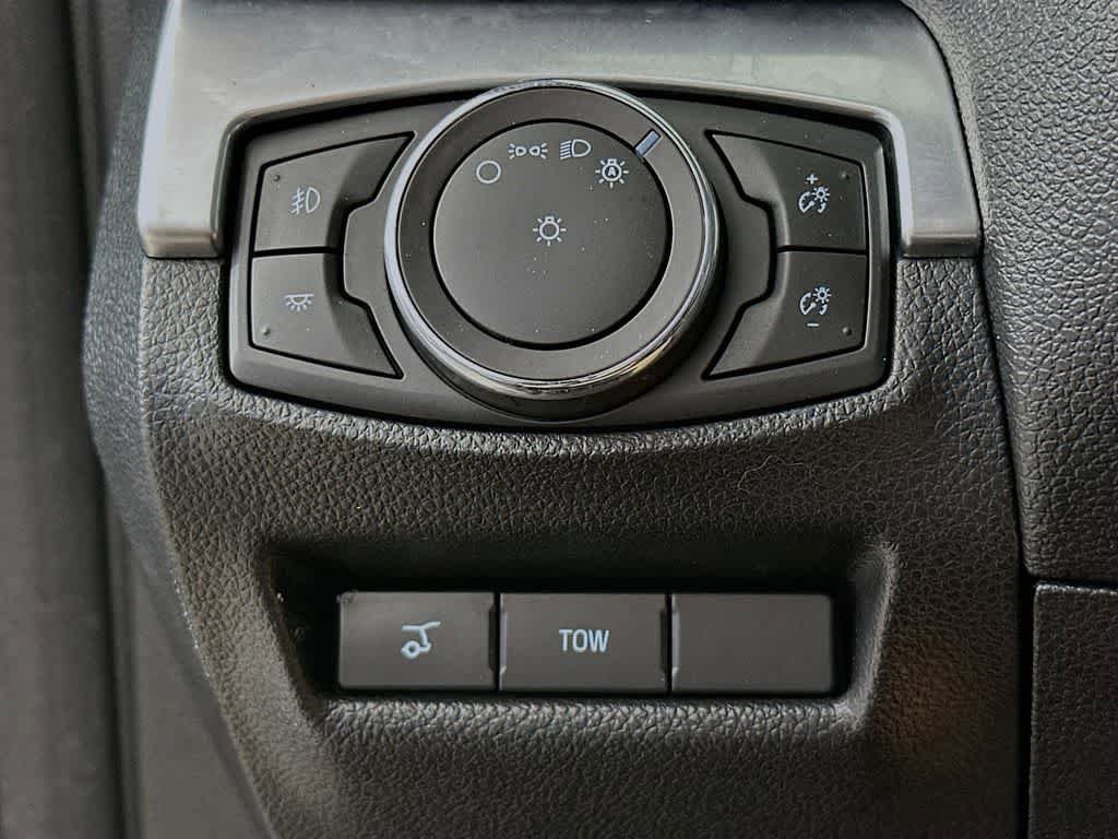 Certified 2018 Ford Explorer Sport w/ Equipment Group 401A AWD/4WD image 27