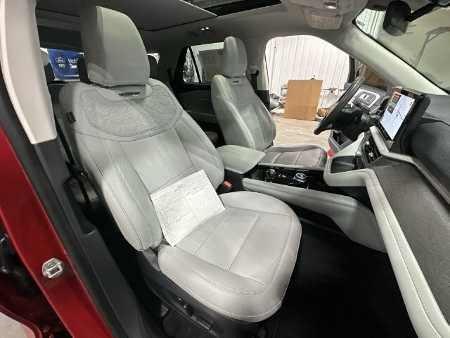 Certified 2026 Ford Explorer Platinum w/ LUX Leather Package AWD/4WD image 32