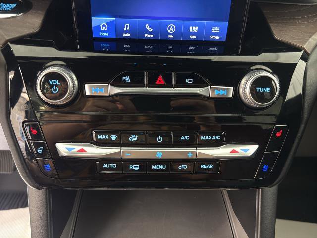 Certified 2023 Ford Explorer Platinum w/ Technology Package AWD/4WD image 5