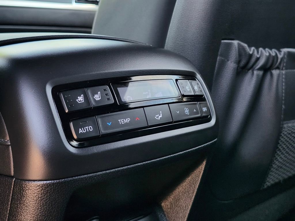 Used 2022 Hyundai Palisade Calligraphy AWD/4WD image 16