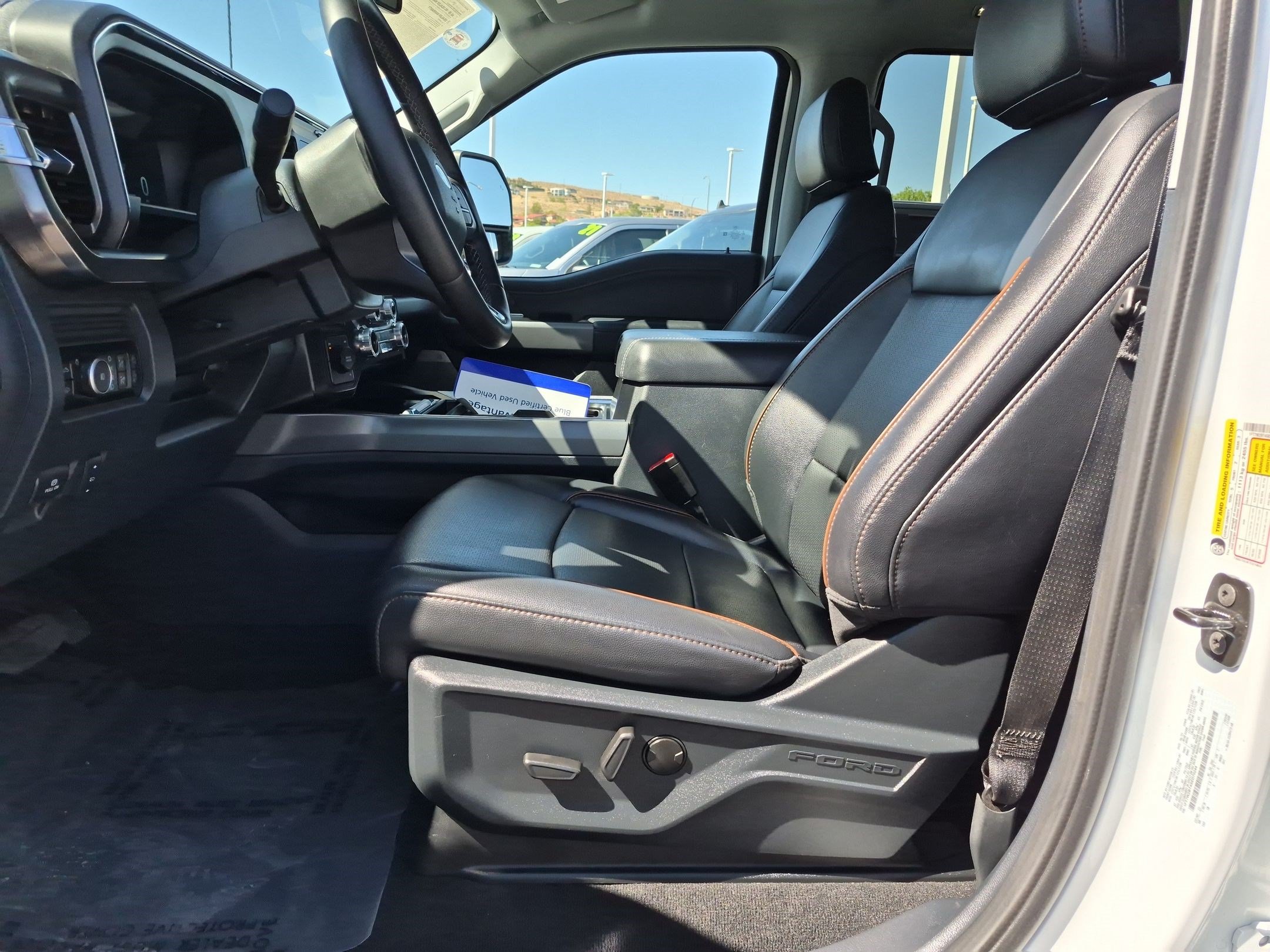 Certified 2025 Ford F250 Lariat AWD/4WD image 17