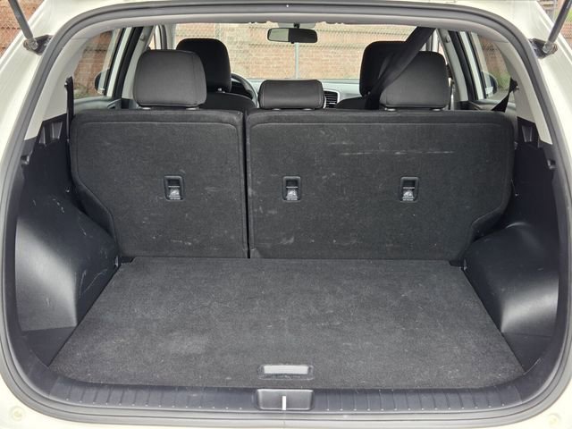 Used 2017 Kia Sportage LX AWD/4WD image 13