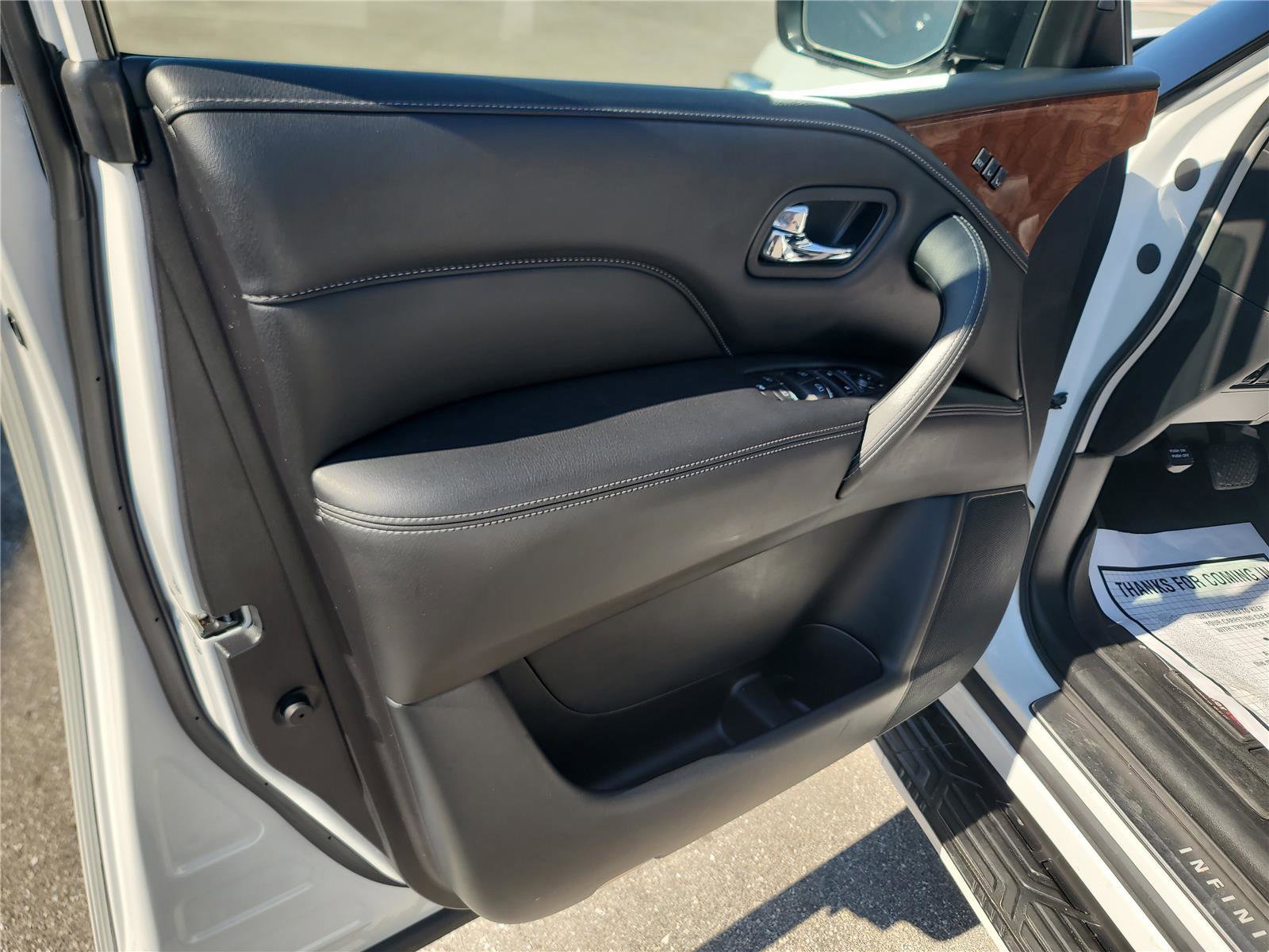 Used 2019 INFINITI QX80 Luxe w/ 22" Wheel Package image 12