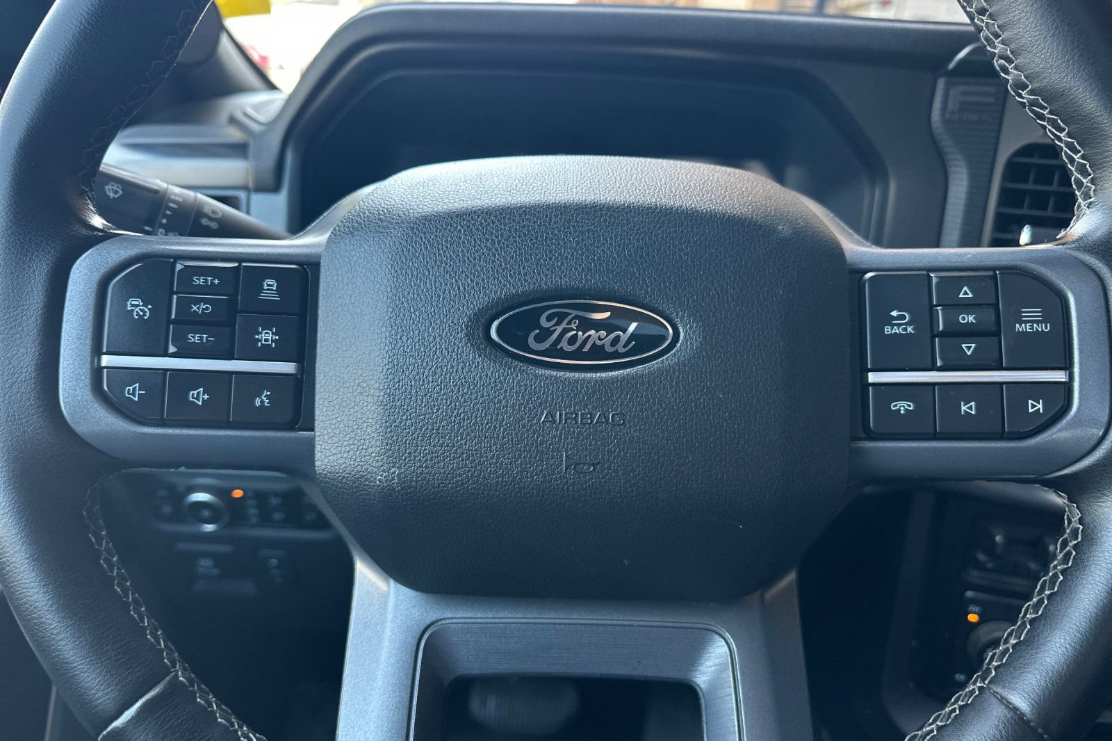 Certified 2025 Ford F150 Lariat w/ Equipment Group 502A High AWD/4WD image 22