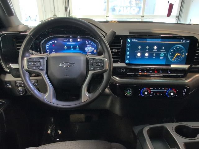 Certified 2022 Chevrolet Silverado 1500 RST AWD/4WD image 16