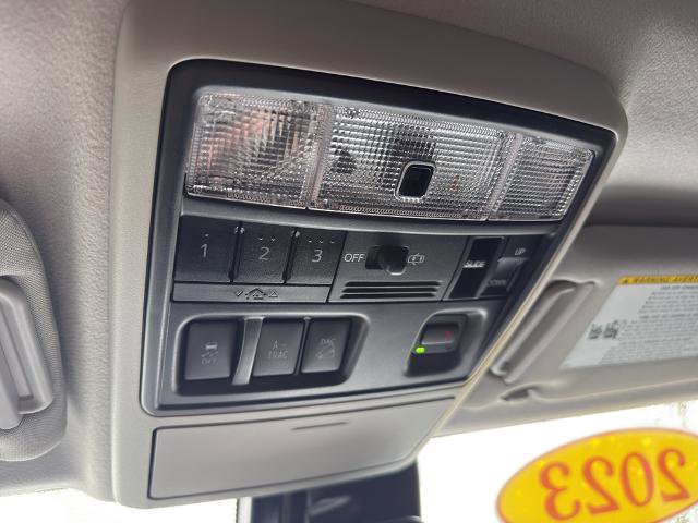 Used 2023 Toyota 4Runner Limited image 20