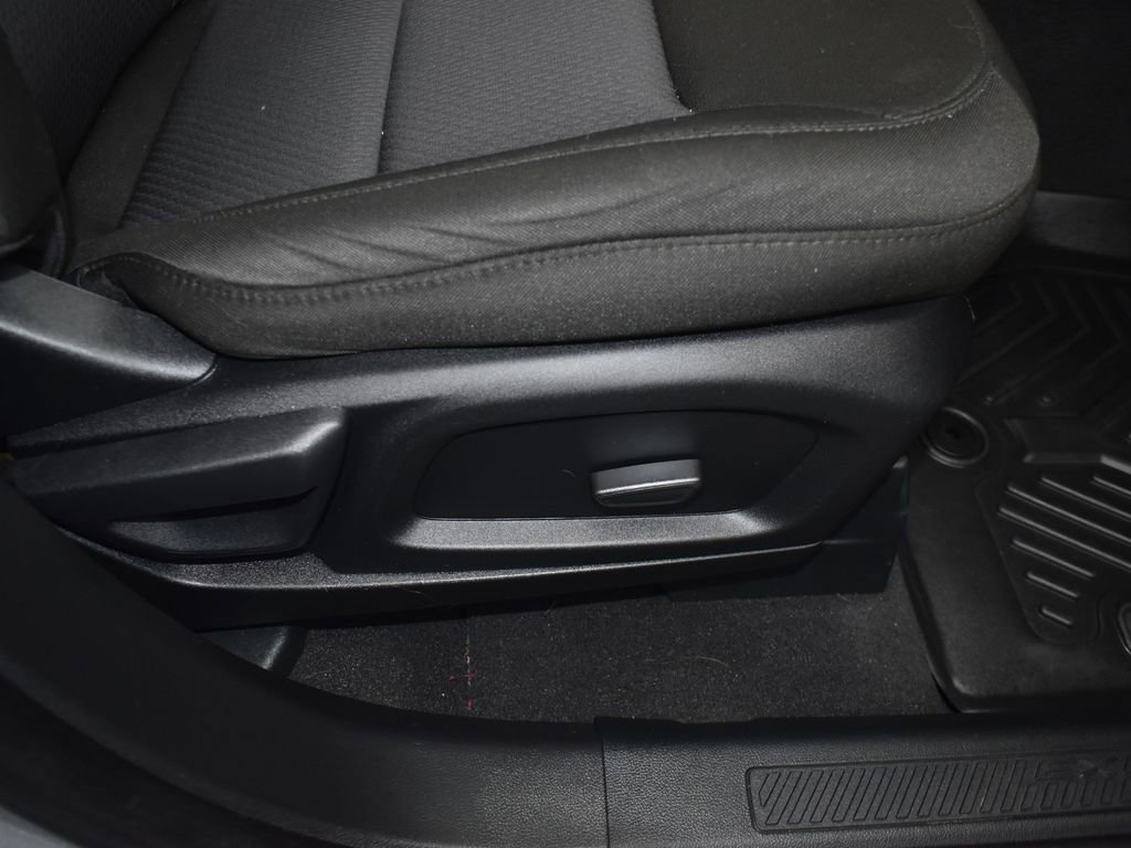 Certified 2024 Ford Explorer XLT w/ Class IV Trailer Tow Package image 27