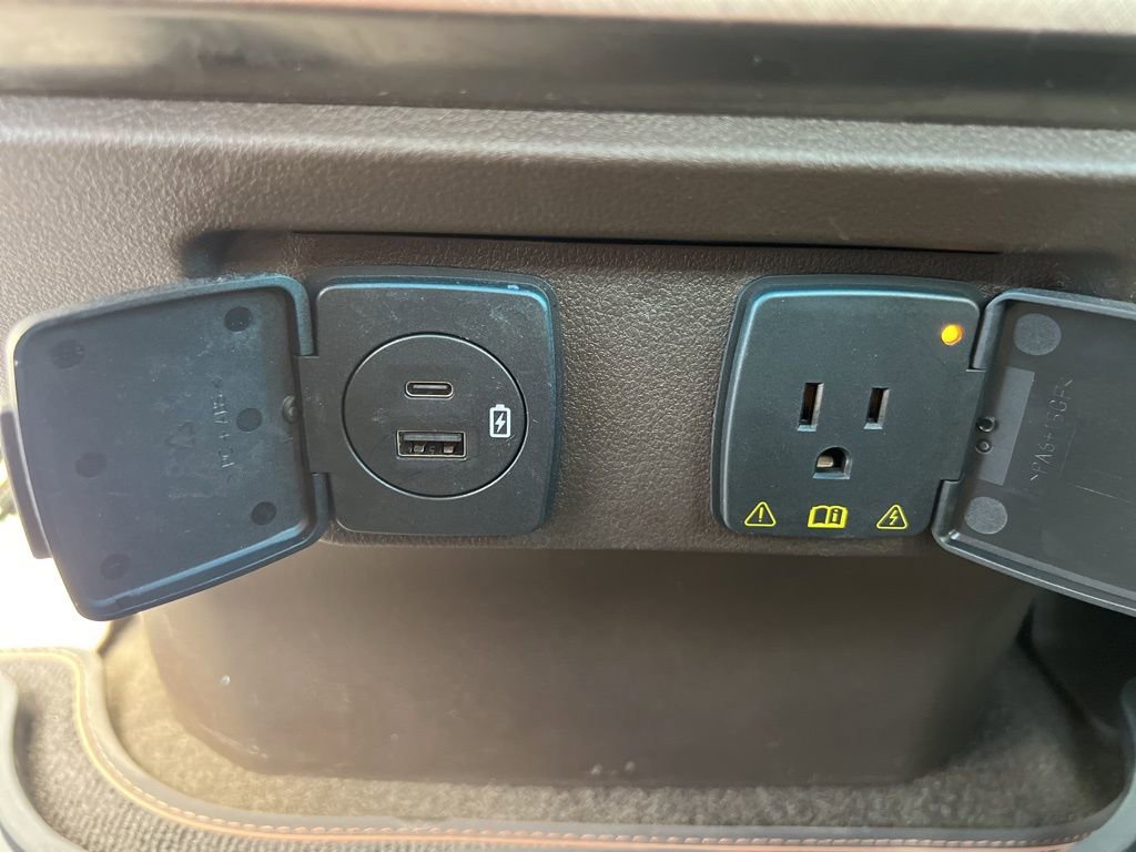 Certified 2022 Ford F150 King Ranch w/ Equipment Group 601A High image 20