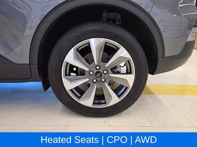 Certified 2025 Ford Escape Platinum AWD/4WD image 26