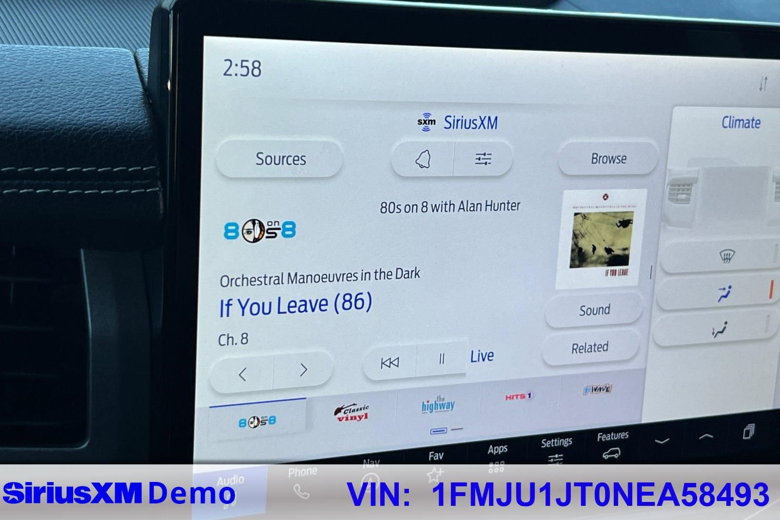 Certified 2022 Ford Expedition XLT image 30