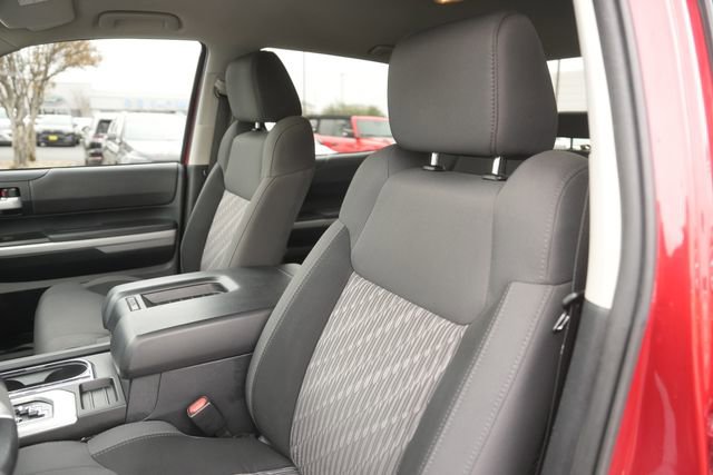 Used 2018 Toyota Tundra SR5 w/ SR5 Upgrade Package image 10