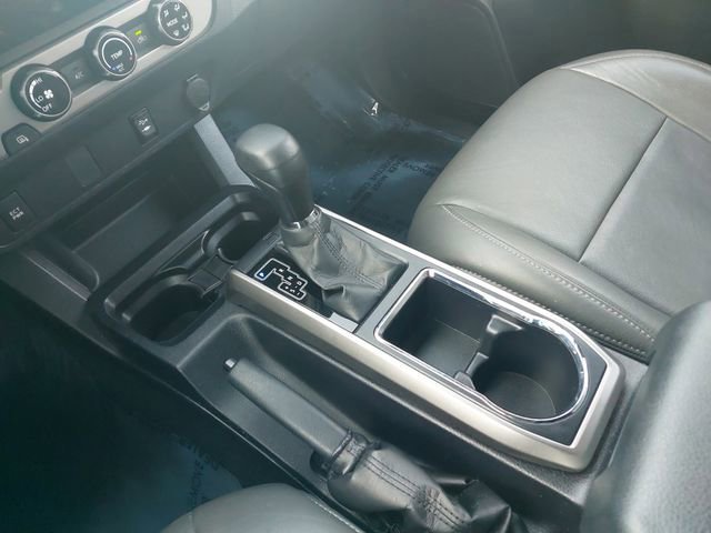 Used 2017 Toyota Tacoma SR5 w/ Tow Package image 23