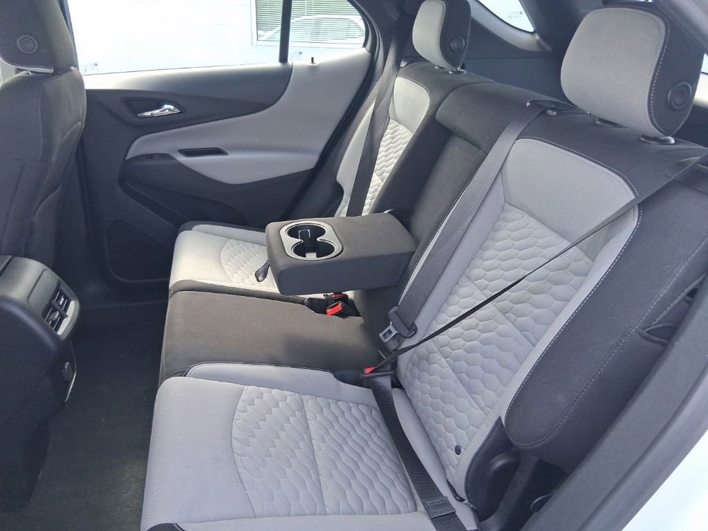 Used 2018 Chevrolet Equinox LS w/ LPO, Floor Liner Package FWD image 10