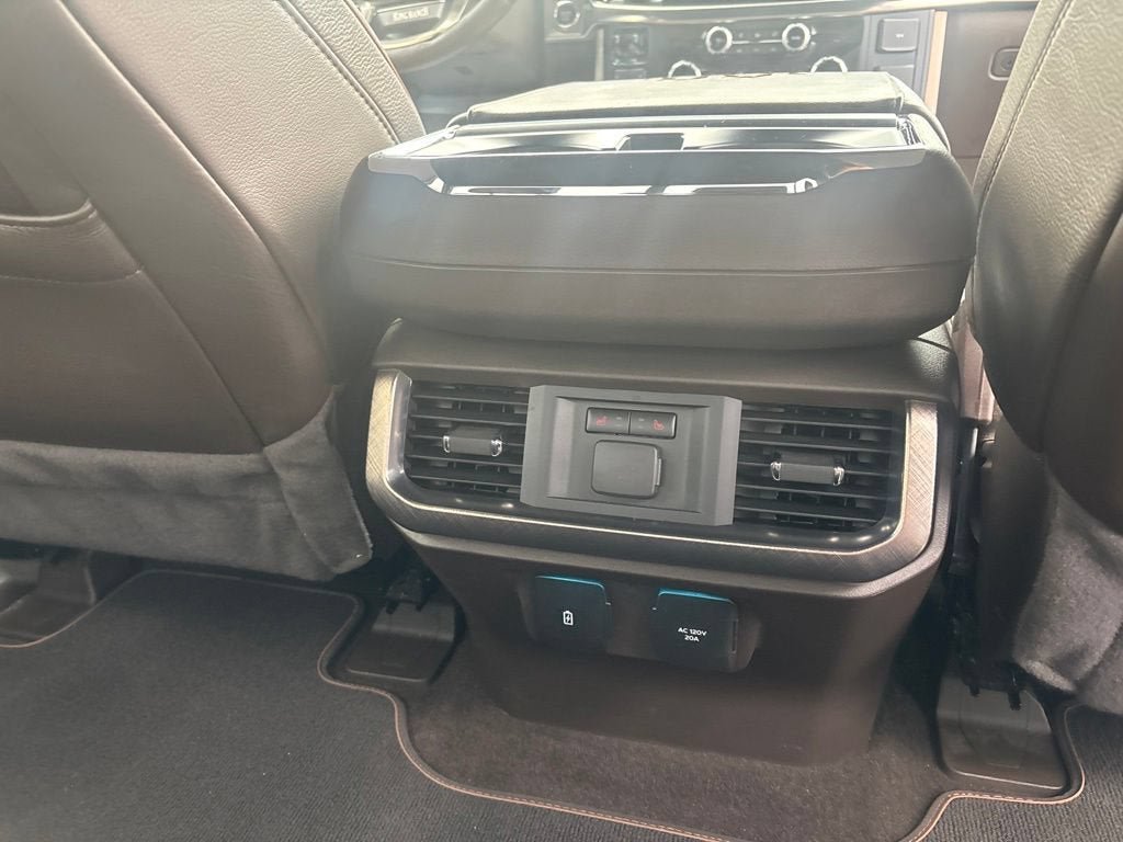 Certified 2022 Ford F150 King Ranch w/ Equipment Group 601A High AWD/4WD image 18