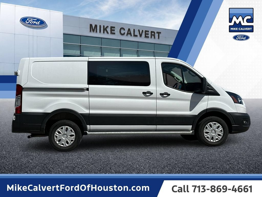 Certified 2025 Ford Transit 250 Low Roof w/ Exterior Upgrade Package RWD image 6