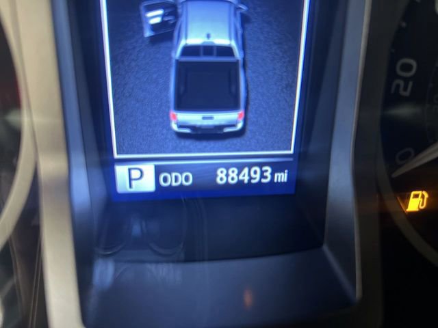 Used 2022 Toyota Tacoma Limited image 11