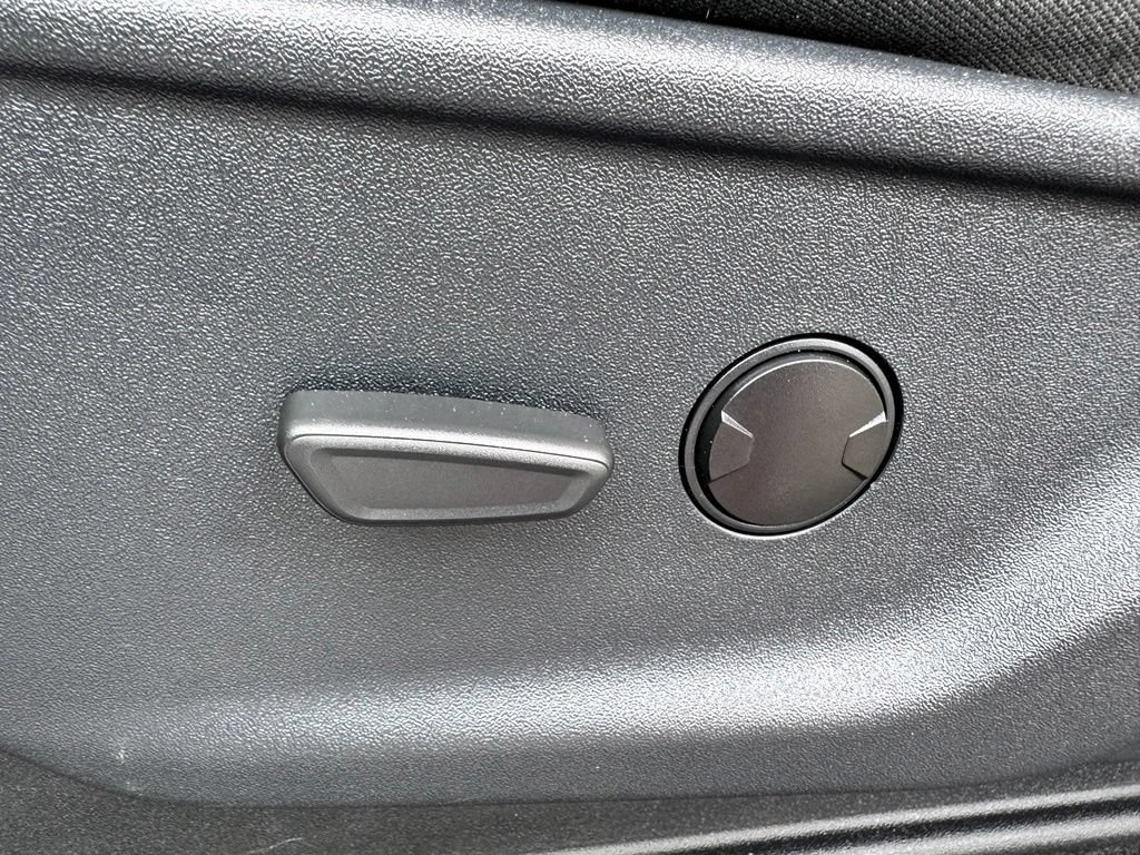Certified 2024 Ford F350 XLT AWD/4WD image 28