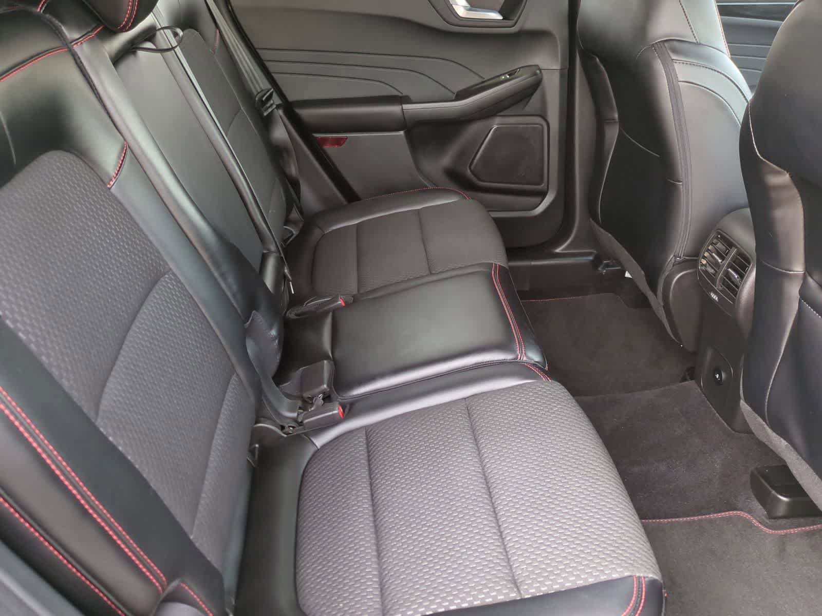 Certified 2023 Ford Escape ST-Line AWD/4WD image 20
