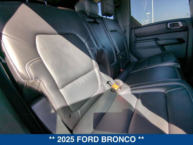 Certified 2025 Ford Bronco Outer Banks AWD/4WD image 22