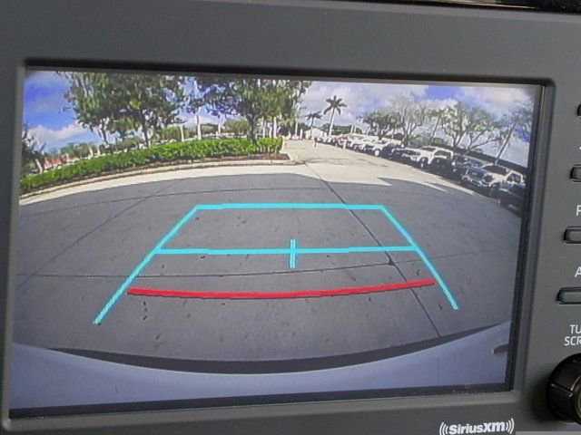 Used 2022 Toyota RAV4 LE image 25