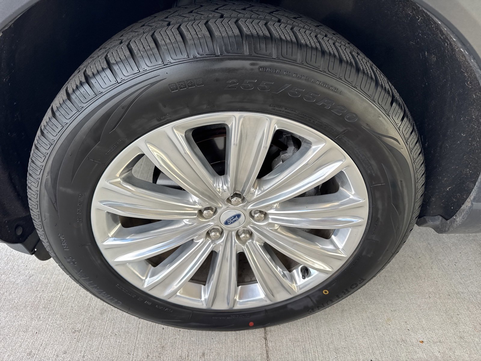 Certified 2022 Ford Explorer Limited w/ Limited Technology Package image 19