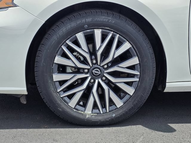 Used 2025 Nissan Altima 2.5 SV FWD image 28