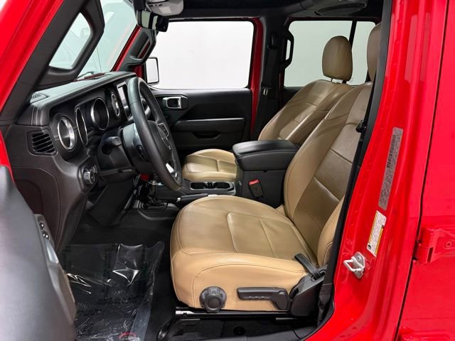 Used 2018 Jeep Wrangler Unlimited Sahara image 14