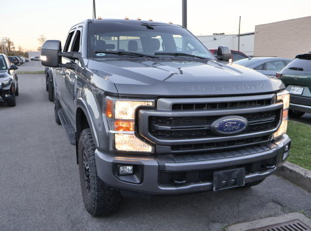 Certified 2022 Ford F250 Lariat w/ Tremor Off-Road Package AWD/4WD image 7