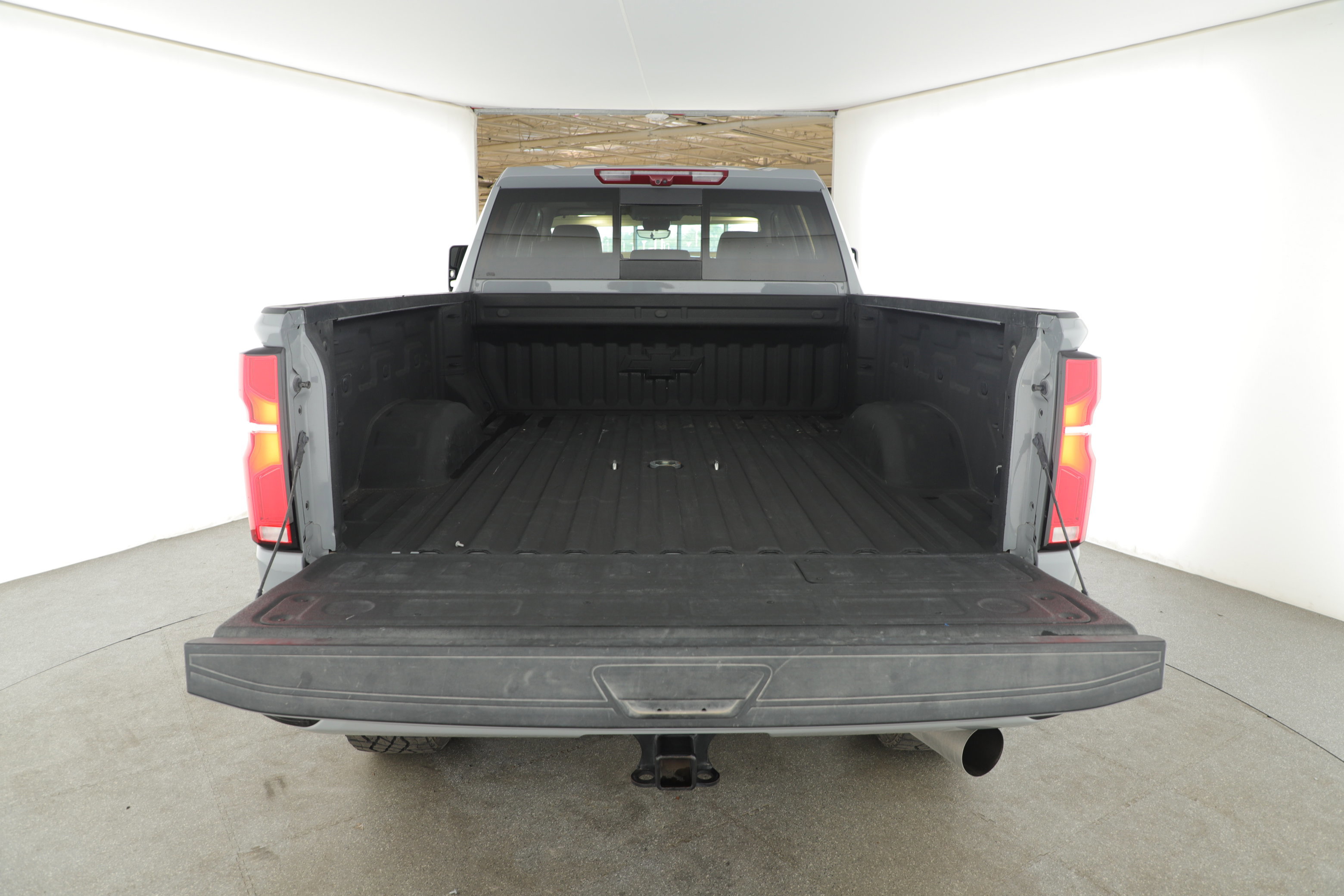 Used 2024 Chevrolet Silverado 2500 LTZ w/ LTZ Plus Package image 5