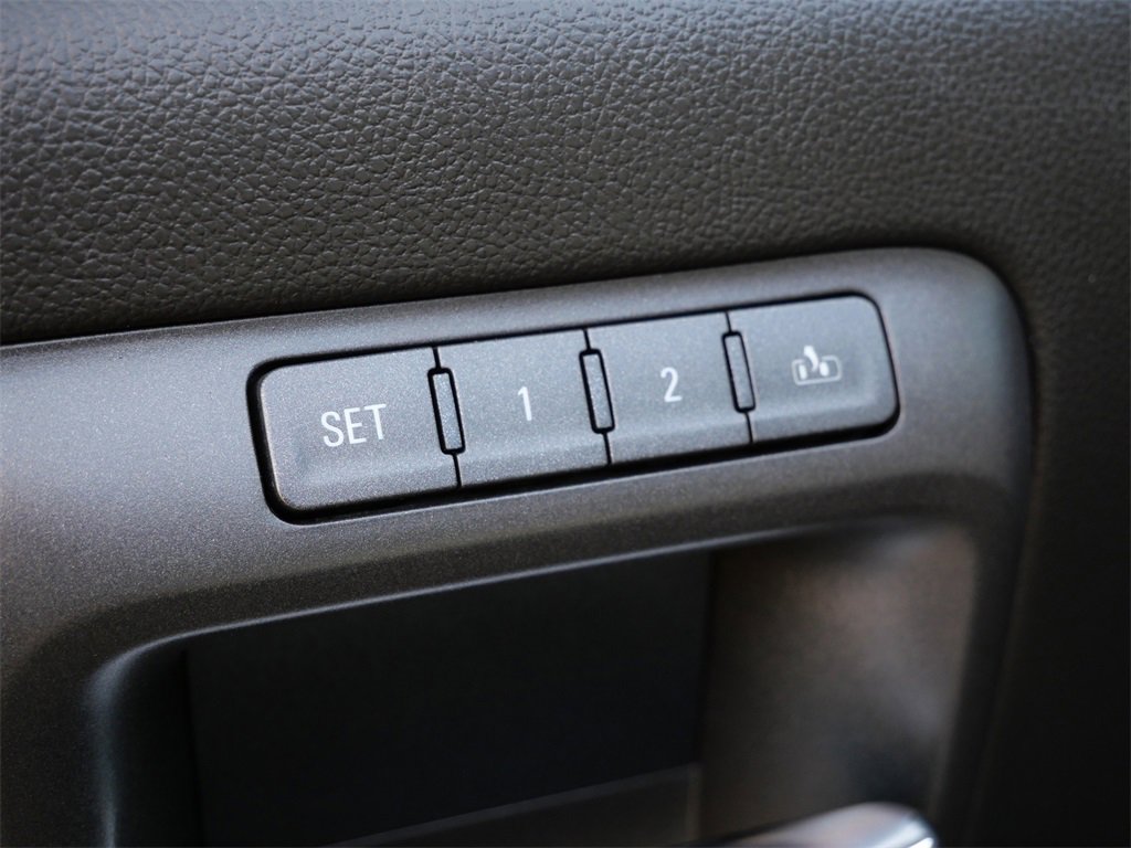 Used 2017 GMC Sierra 1500 Denali w/ Denali Ultimate Package image 16